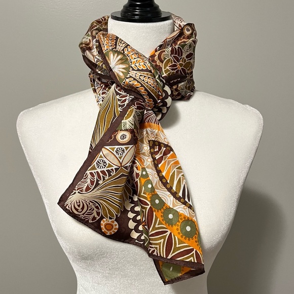 Nicole Miller Fall Floral and Leaf Pattern Silk Scarf - Picture 1 of 7